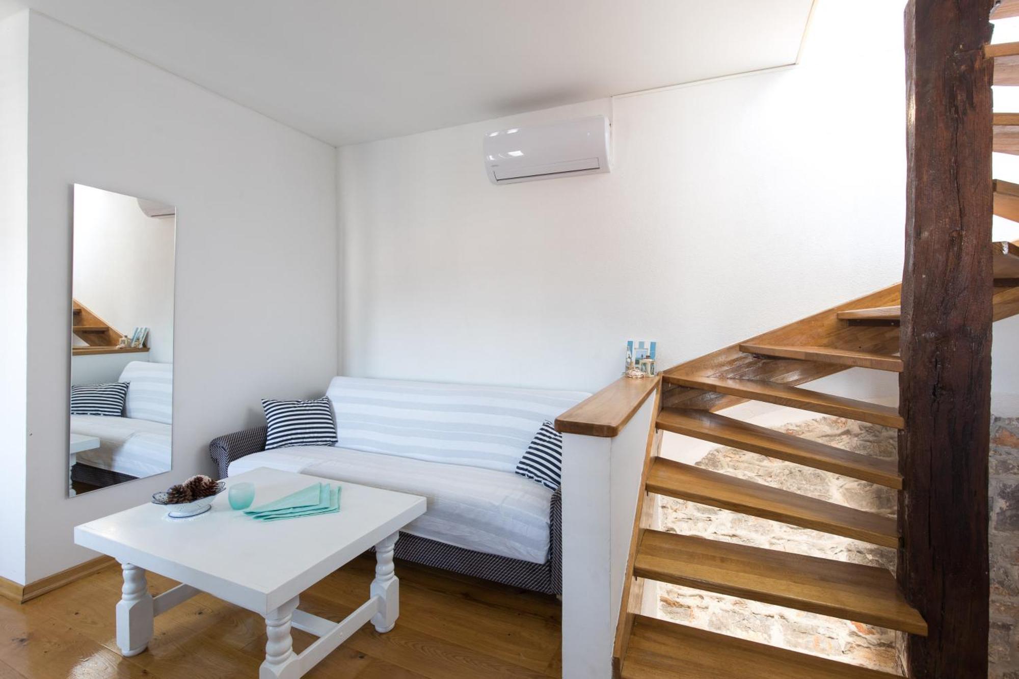 Apartment Roko Punat Exterior photo